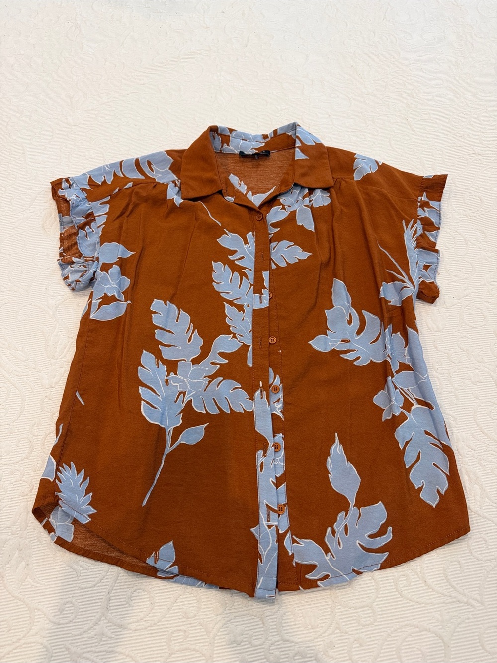 Pleione Rust Short-Sleeve Button Front Blouse with Light Blue Leaf Print